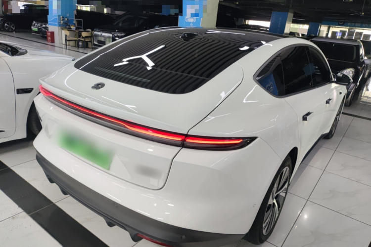 蔚来ET5 2022款 75kWh车身外观6005