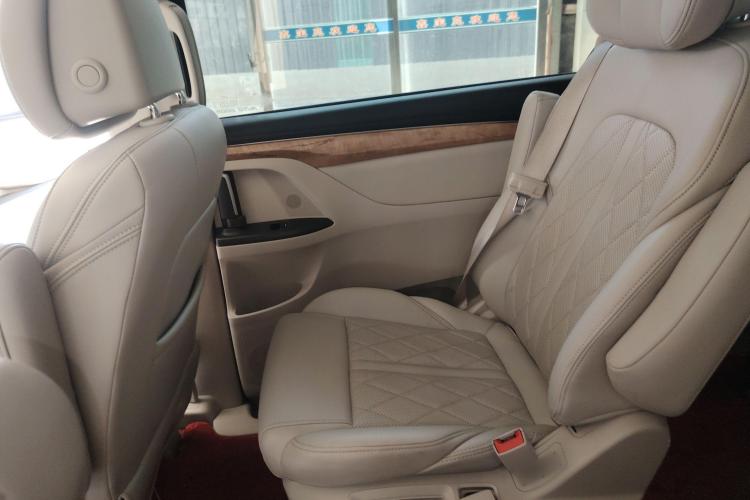 别克GL8 2018款 ES 28T 舒适型 国VI中控内饰45