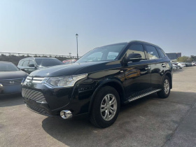 三菱 欧蓝德(进口) 2014款 2.0L 两驱运动超值版 5座