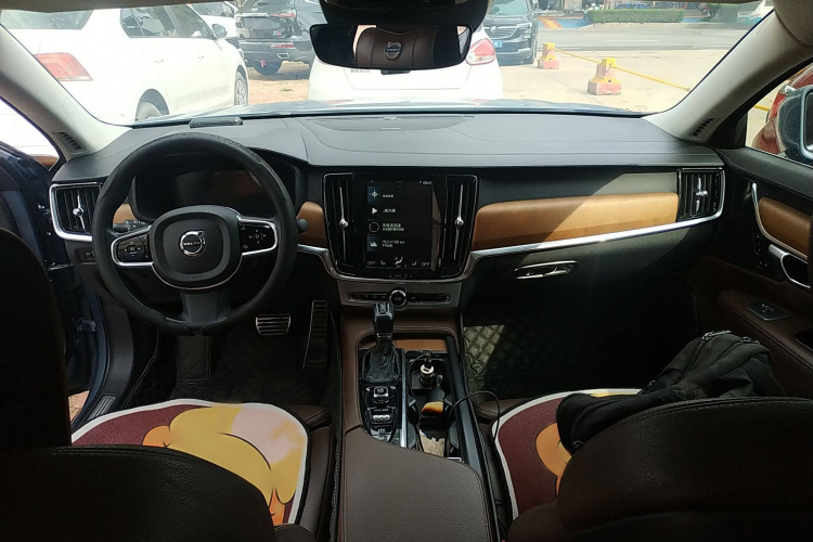 沃尔沃S90 2020款 T5 智远豪华版中控内饰7002