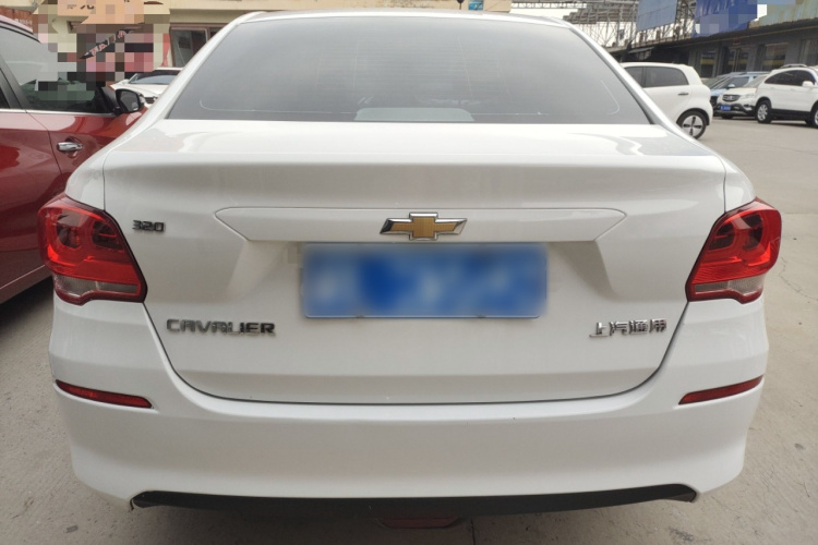 雪佛兰 科沃兹 2016款 1.5L 手动欣享版车身外观6