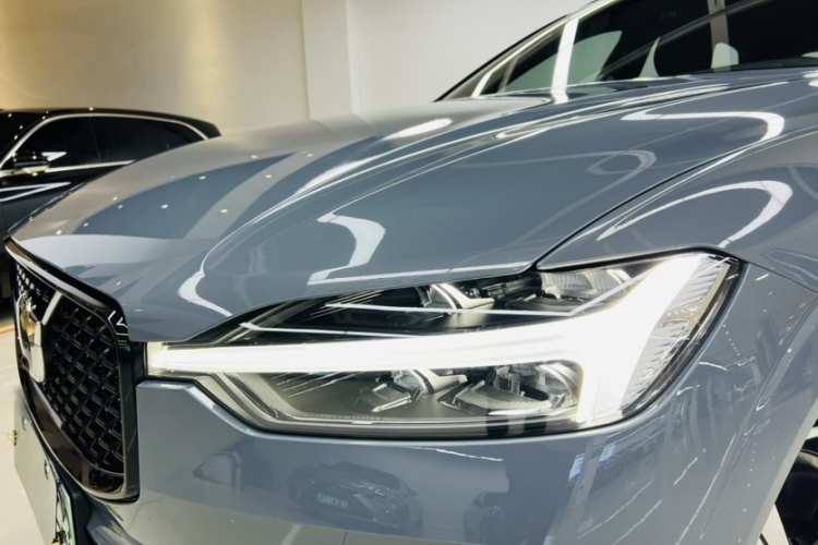 沃尔沃XC60新能源 2022款 T8 插电混动 四驱智远运动版车身外观6009