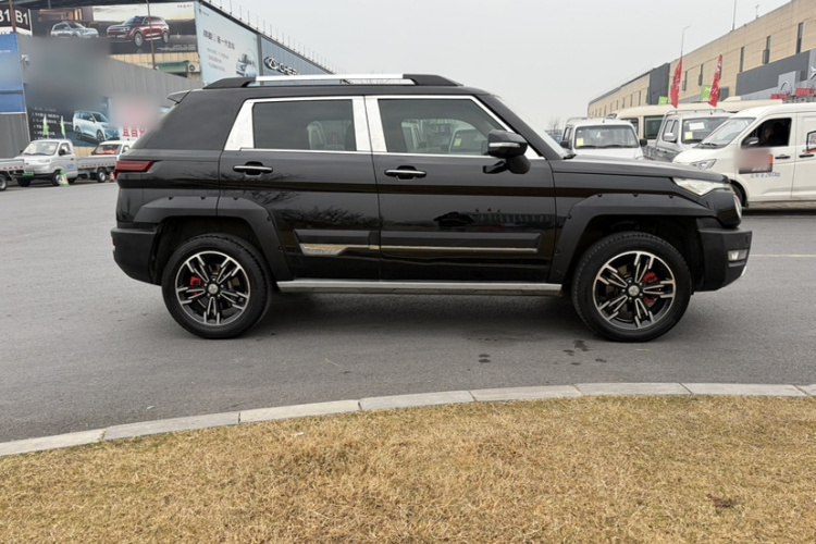 北京越野 北京BJ20 2016款 1.5T CVT豪华型车身外观6005