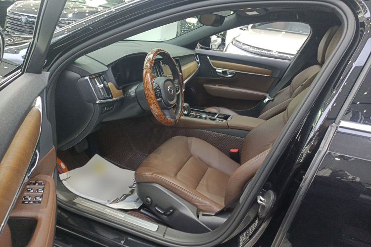 沃尔沃S90新能源 2021款 T8 E驱混动 智逸豪华版局部细节19