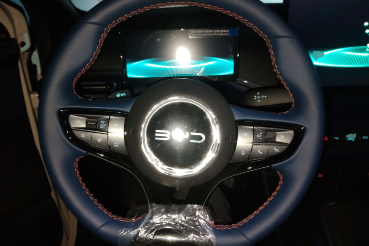 比亚迪 海鸥 2025款 305km 活力版中控内饰13