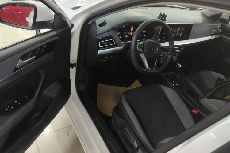 大众 朗逸 2023款 1.5L 自动得逸版中控内饰7003