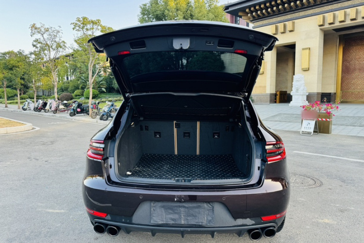 保时捷 2017款  Macan 2.0T局部细节23