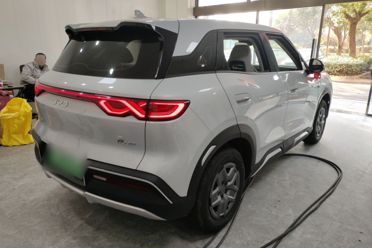 比亚迪 元UP 2024款  401KM 活力版车身外观6005