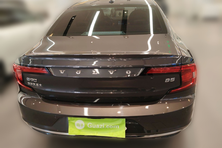 沃尔沃S90 2023款 B5 智逸豪华版车身外观6