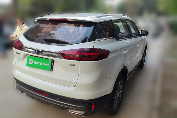 吉利汽车 博越 2018款 2.0L 手动两驱智雅型车身外观6005