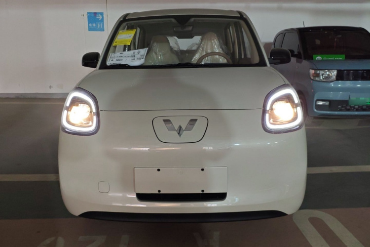 五菱汽车 宏光MINIEV 2025款 四门版 进阶款车身外观2