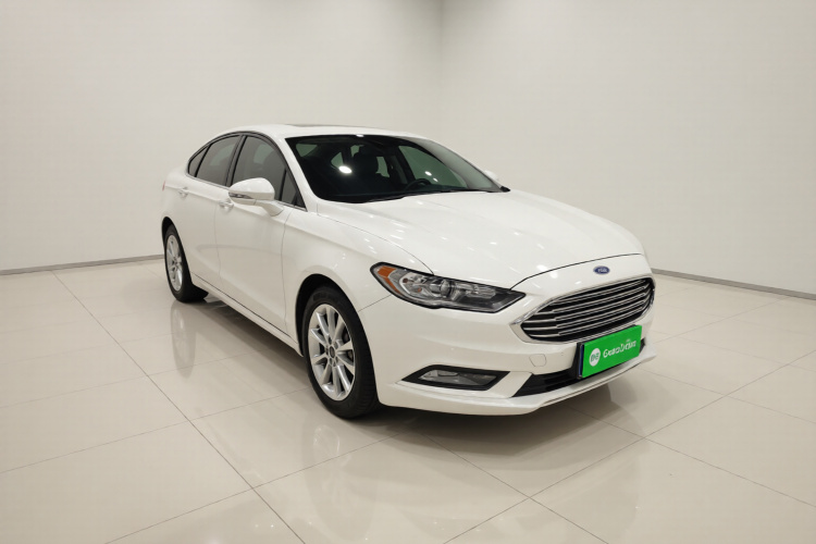 福特 蒙迪欧 2017款 EcoBoost 180 时尚型车身外观3