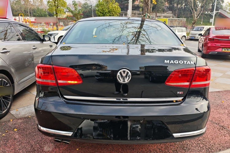 大众 迈腾 2015款 1.8TSI 豪华型车身外观6