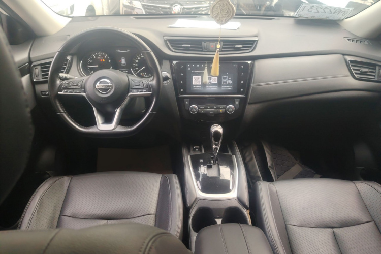 日产 奇骏 2022款 2.0L 两驱智联臻享版中控内饰7002