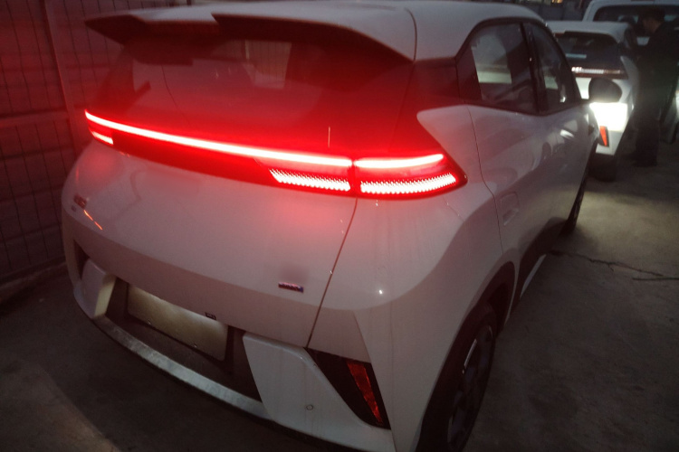 比亚迪 海鸥 2025款 305km 活力版车身外观7