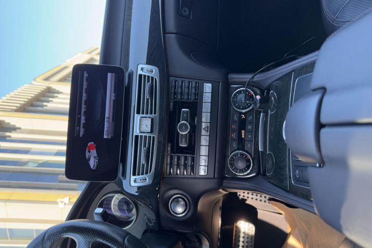 奔驰CLS 2013款 CLS 350 猎装时尚型中控内饰12