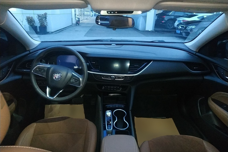 别克 君威 2020款 552T 豪华型中控内饰12