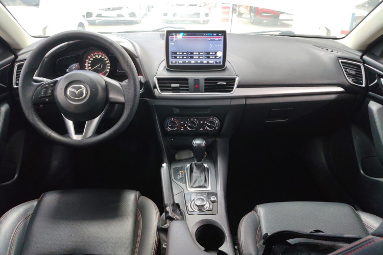 马自达3 昂克赛拉 2016款 三厢 1.5L 自动舒适型中控内饰12