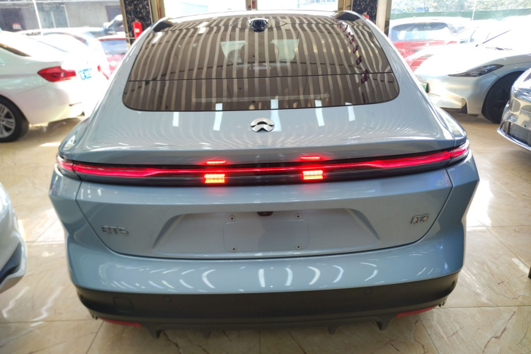 蔚来ET5 2024款 75kWh车身外观6