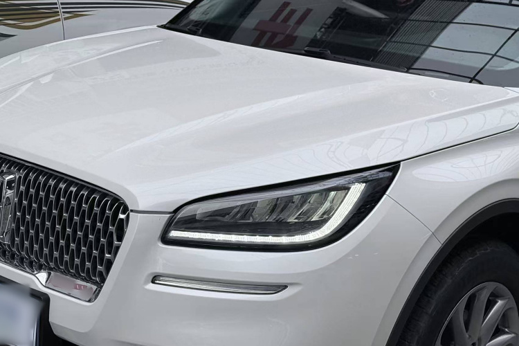 林肯 冒险家 2021款 2.0T 两驱尊享版车身外观6004