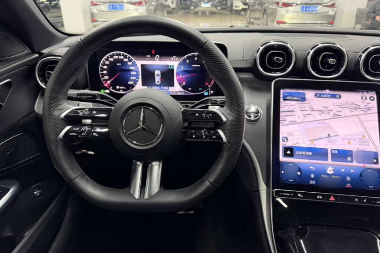 奔驰C级 2023款 C 200 L 运动版中控内饰7003