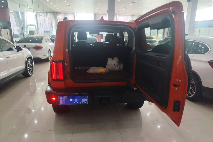 坦克300 2024款 2.0T 穿越者中控内饰23