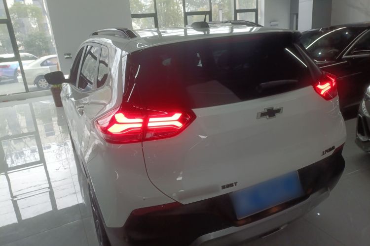 雪佛兰 创酷 2021款 Redline 335T CVT极版 国VI车身外观4