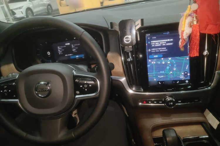 沃尔沃S90 2023款 B5 智逸豪华版中控内饰12