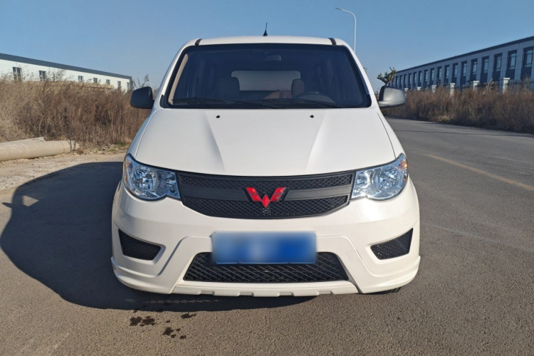 五菱汽车 五菱宏光 2020款 1.2L S基本型国VI LSI车身外观6001