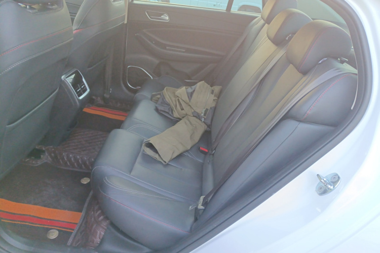 奇瑞 艾瑞泽5 PLUS 2021款 小泽 1.5L CVT享PLUS中控内饰7004