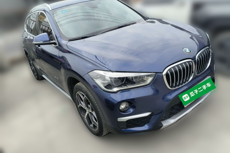 宝马X1 2018款 xDrive20Li 豪华型车身外观3