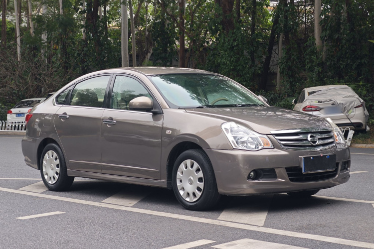 日产 轩逸 2016款 经典 1.6XE 自动舒适版车身外观6005