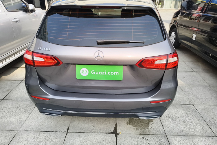 奔驰B级 2020款 B 180车身外观6004