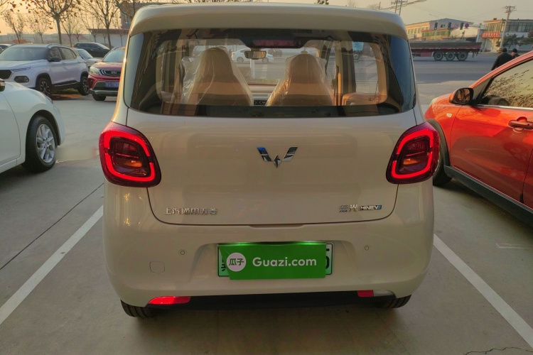 五菱汽车 宏光MINIEV 2025款 四门版 进阶款车身外观6