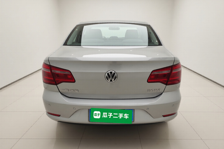 大众 宝来 2014款 1.6L 自动时尚型车身外观6