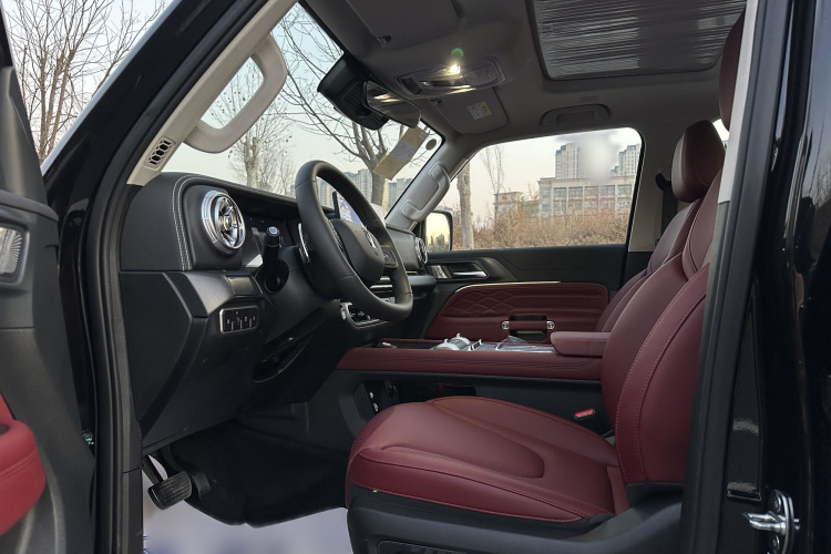 坦克300新能源 2025款 Hi4-T中控内饰7002