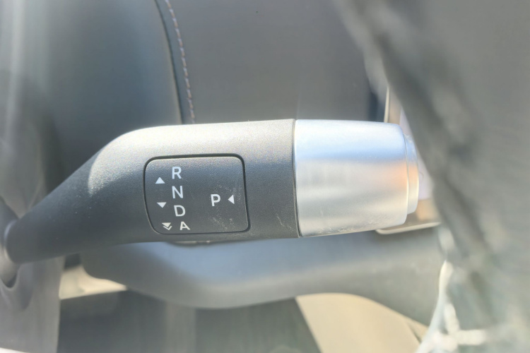 理想汽车 理想L8 2024款 Ultra局部细节18