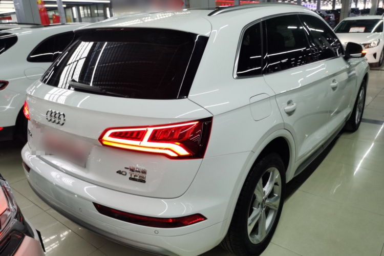 奥迪Q5L 2020款 改款 40 TFSI 荣享进取型车身外观7