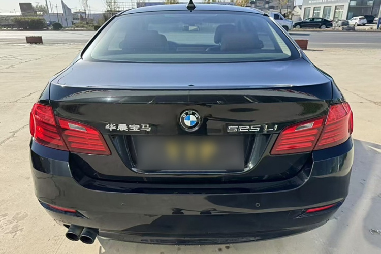 宝马5系 2017款 525Li 领先型车身外观6004