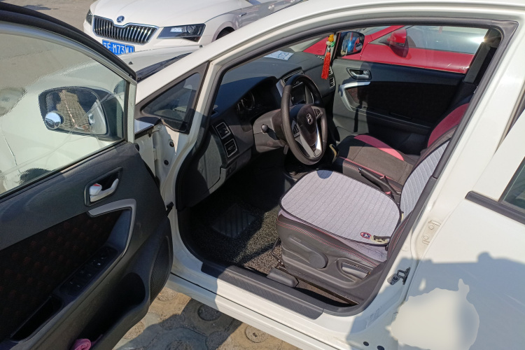 铃木 利亚纳A6 2014款 两厢 1.4L 手动理想型中控内饰7003