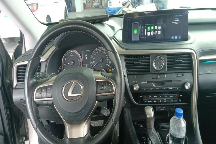 雷克萨斯RX 2020款 改款 300 两驱精英版中控内饰12