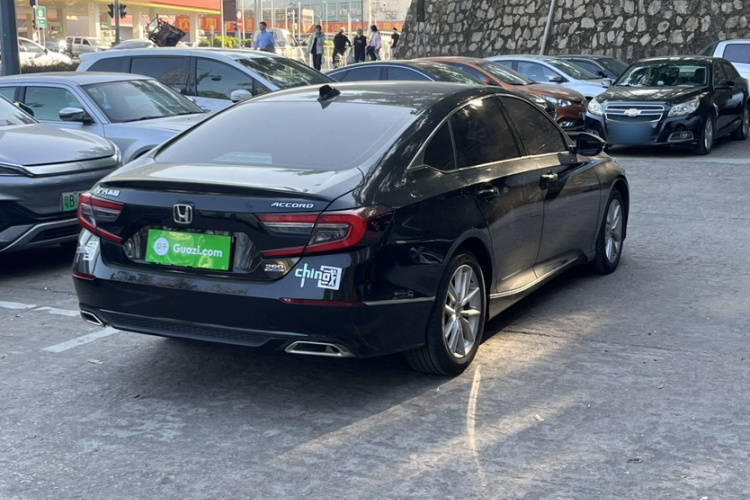 本田 雅阁 2022款 260TURBO 豪华版车身外观6005