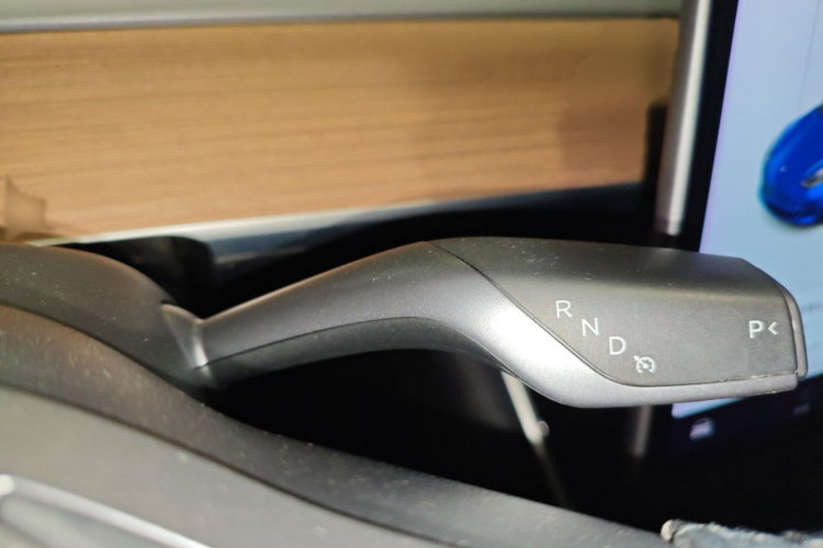 特斯拉 Model 3 2019款 标准续航后驱升级版局部细节18