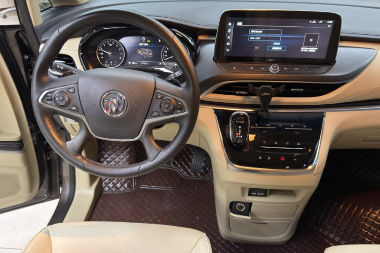 别克GL8 2023款 改款 陆上公务舱 豪华型中控内饰7002