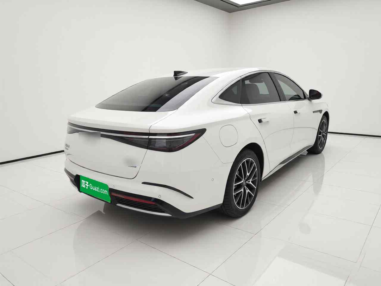 比亚迪 海豹07 DM-i 2025款 DM-i 1.5L 125km 精英型(5)