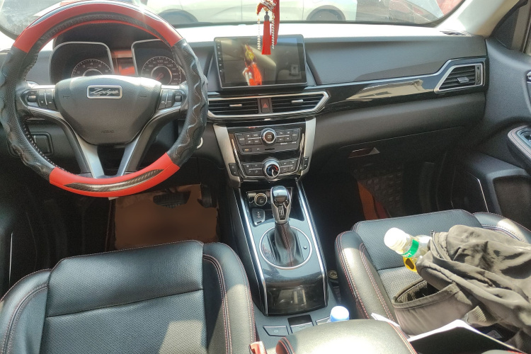 众泰 大迈X5 2015款 1.5T CVT知县型 国V中控内饰12