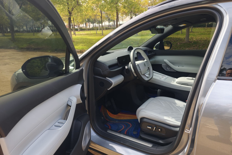 蔚来ES6 2025款 75kWh车身外观6007