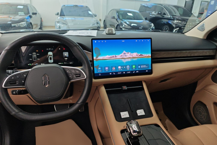 鸿蒙智行 问界M7 2022款 1.5T 四驱豪华版中控内饰7002