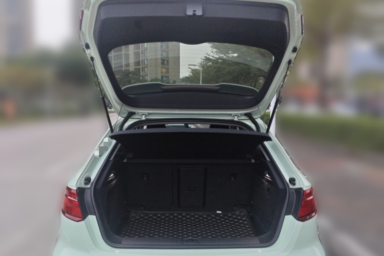 奥迪A3 2017款 Sportback 35 TFSI 运动型中控内饰23