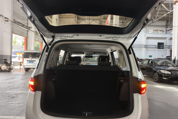 长安凯程 长安欧尚A600 2018款 1.5L 手动精英型机舱底盘23